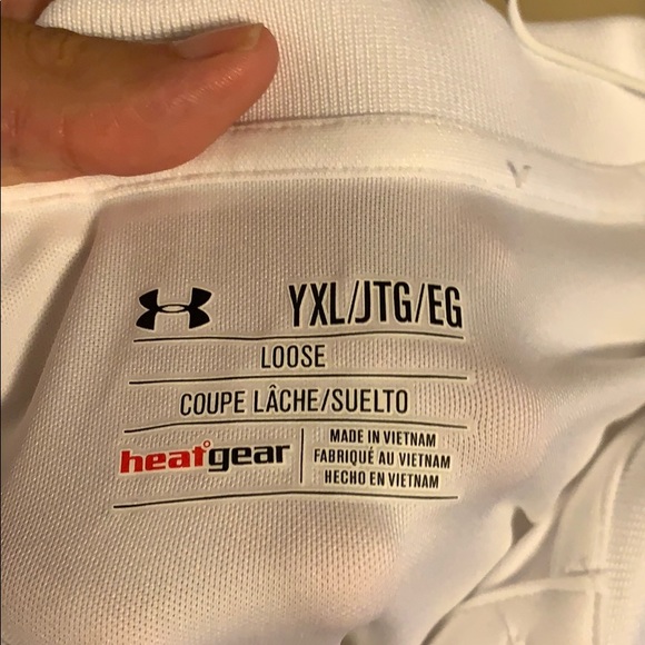 Under armor collared shirt - Picture 3 of 3